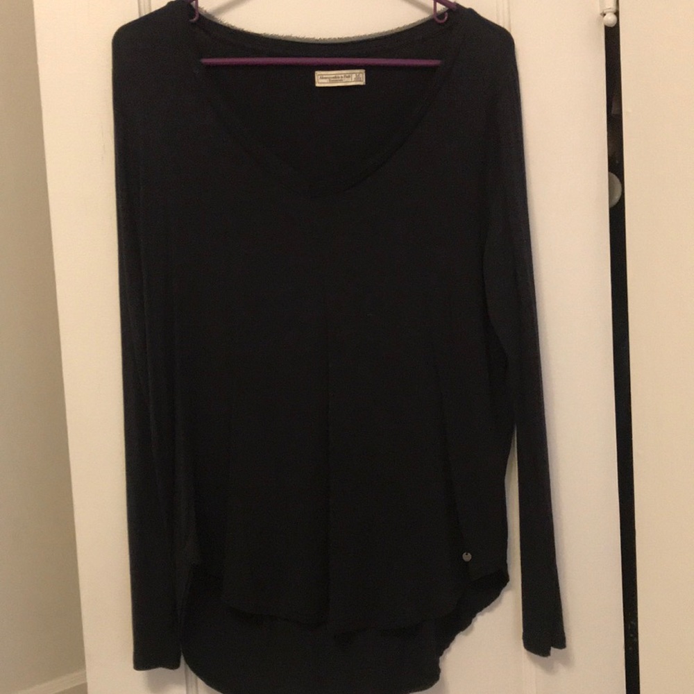 Abercrombie essentials long sleeve shirt